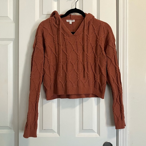 Derek Heart Crop Hooded Sweater Large - Picture 1 of 3
